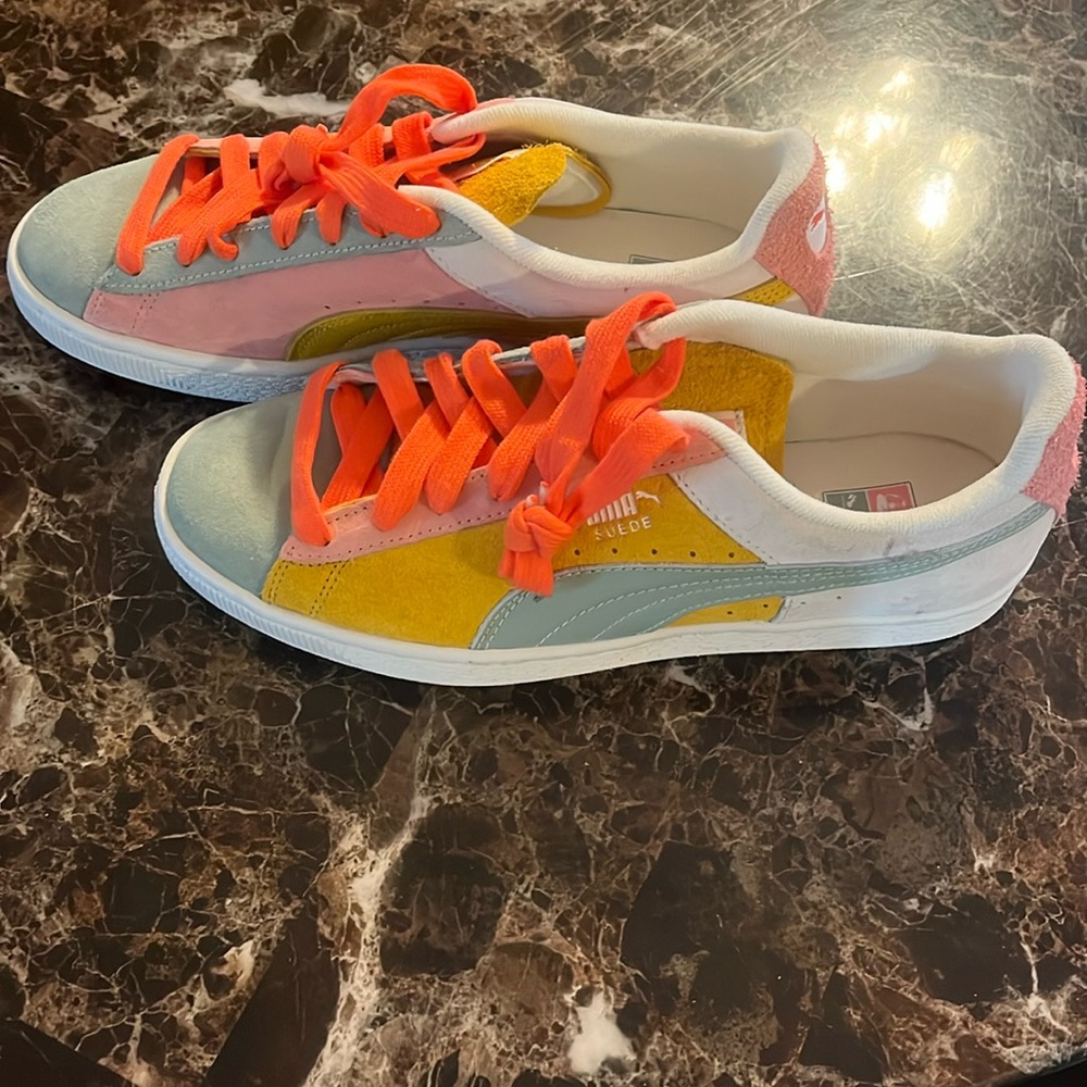 Puma Suede Classic “Icons Of Unity” shoe